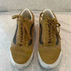 VANS Shoes, size women’s 8.5, men’s 7, color mustard/tan